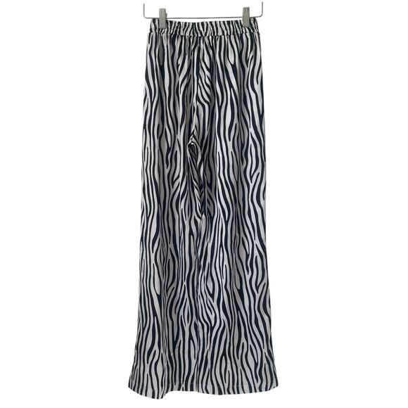 VRG GRL Animal Print Zebra Silky Pajama Set Shirt and Pants Wide Leg SIZE M - Picture 10 of 12